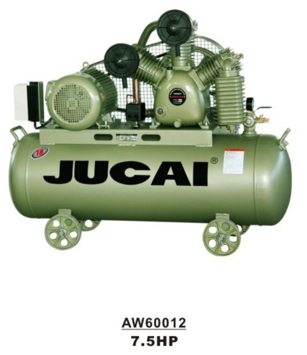Air cooling Reciprocating Piston Air Compressor 7.5hp 5.5kw 150L For Industrial